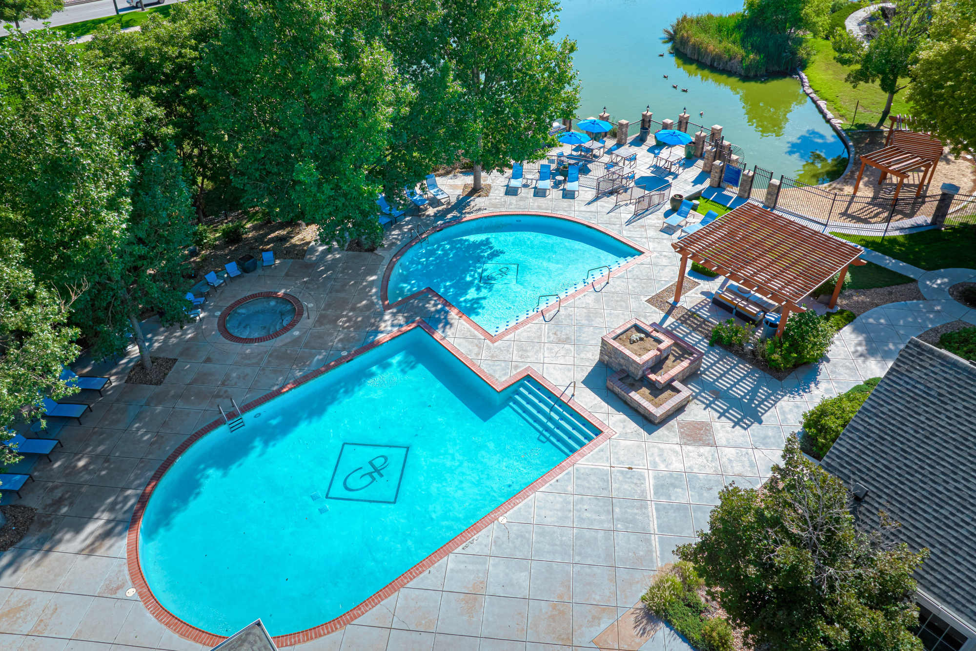 Pool and lakeview at Gateway Park Apartments in Denver, Colorado
