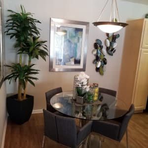 Timberlakes at Atascocita dining room