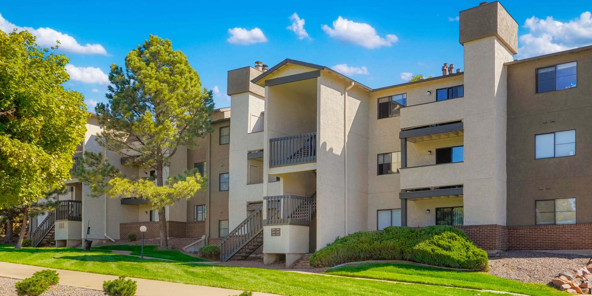 Apartments in Lakewood, Colorado at Sofi Belmar