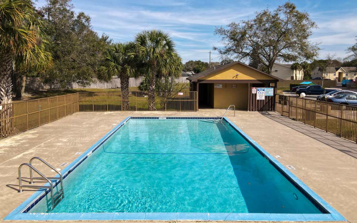 Modern swimming pool at Huntington Reserve in Sanford, Florida
