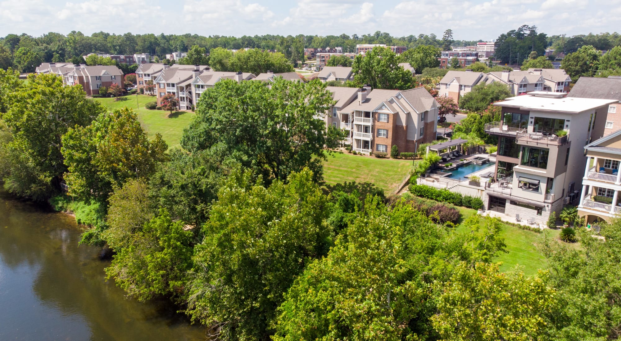 Amenities | Granby Crossing in Cayce, South Carolina