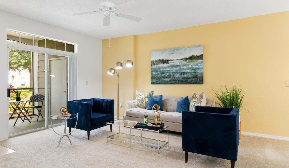 A living room at Woodmere Apartments of Venice in Venice, Florida