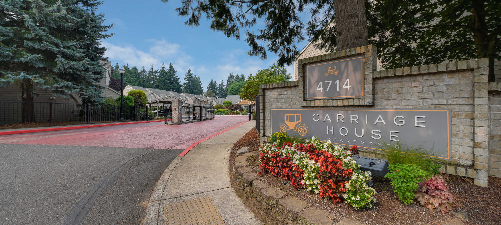 Reviews at Carriage House Apartments in Vancouver, Washington    