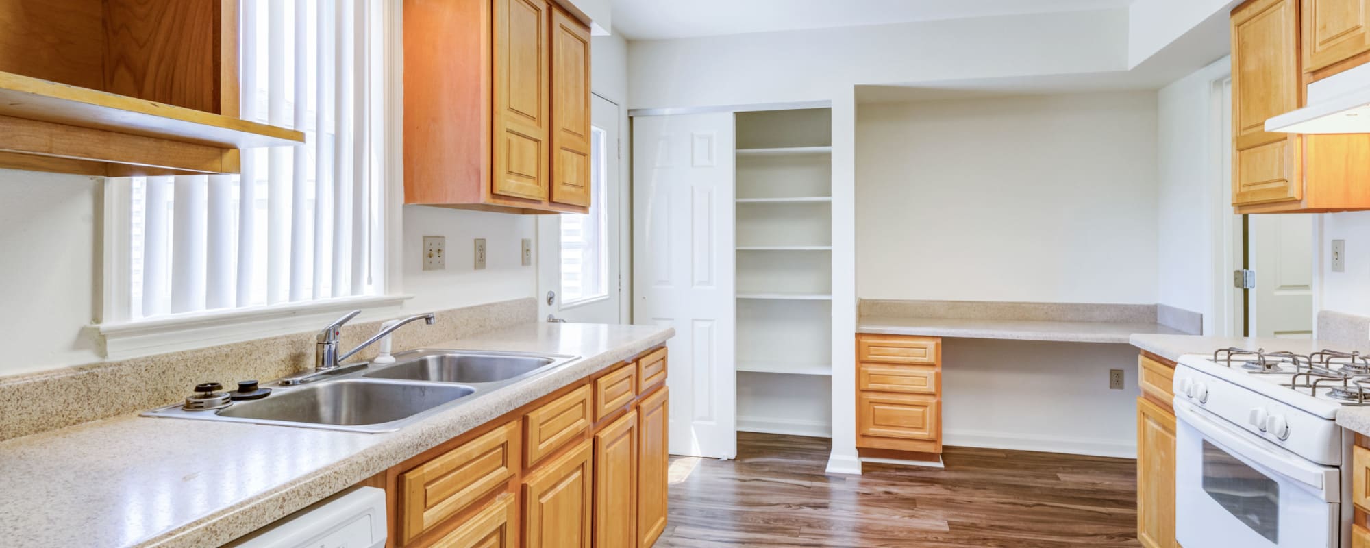 A fully-equipped kitchen at Midway Manor in Virginia Beach, Virginia