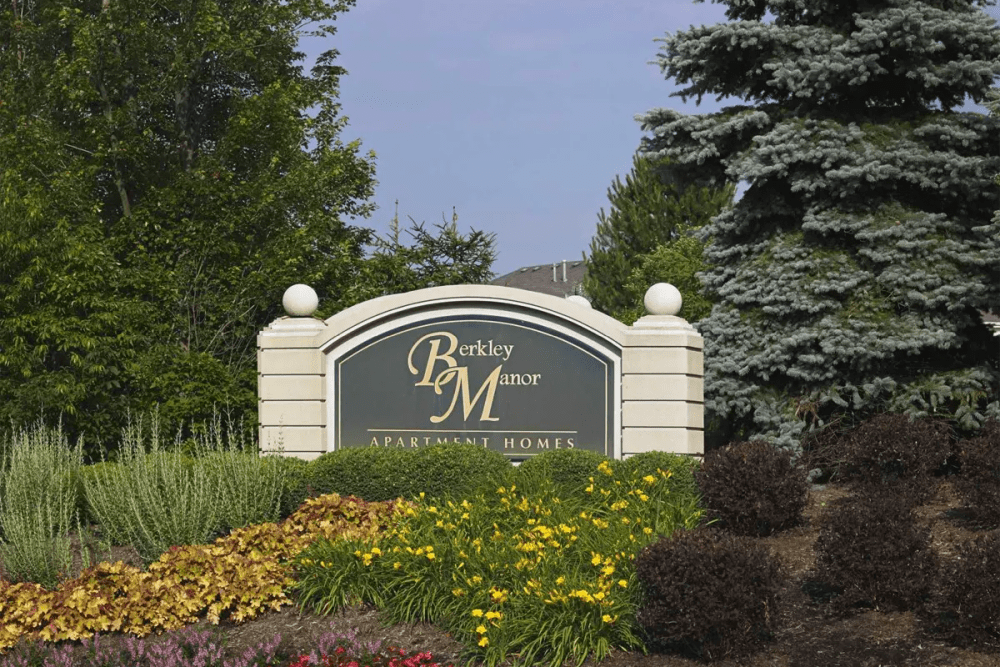 Signage of apartment at Berkley Manor in Cranberry Twp, Pennsylvania