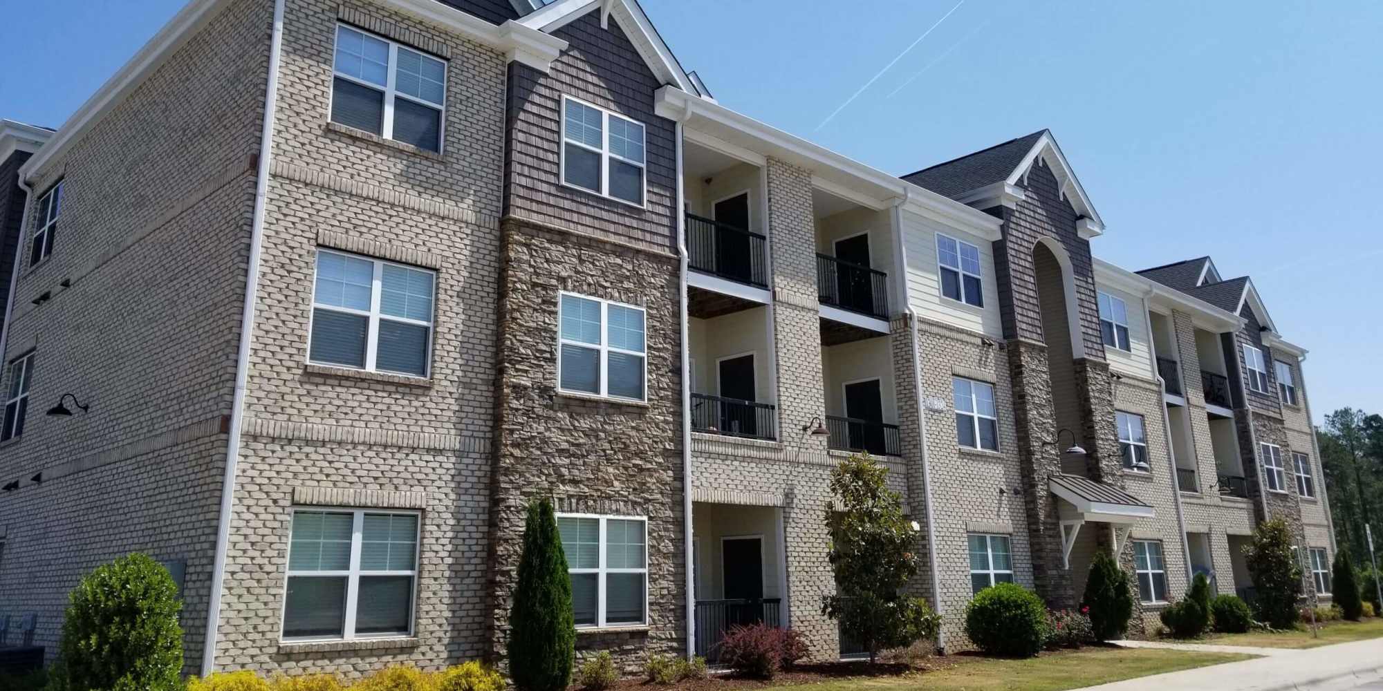Apartments at Palisades of Jacksonville in Jacksonville, North Carolina