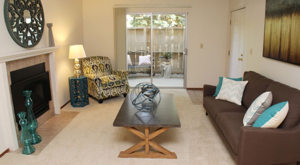 Comfortable living room at Cameron Oaks in Cameron Park, California