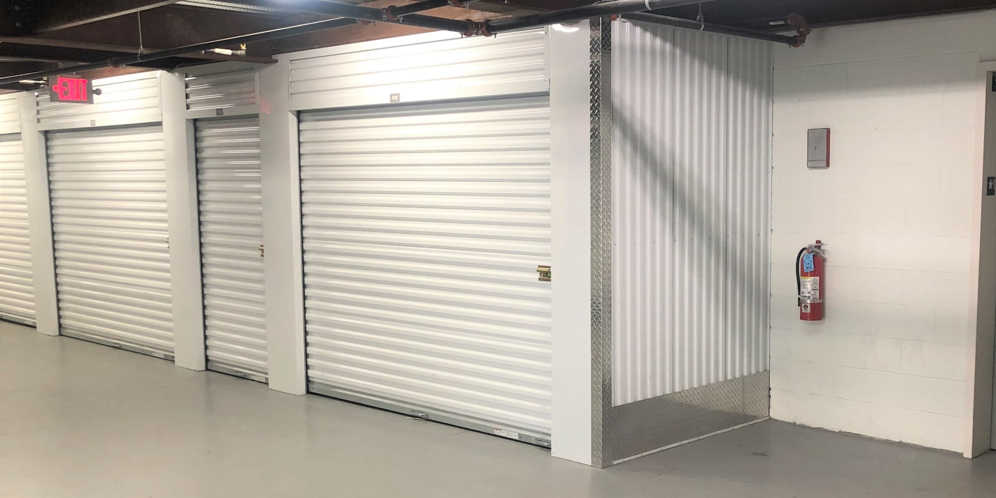 Features at Storage 365 in St. Paul, Minnesota