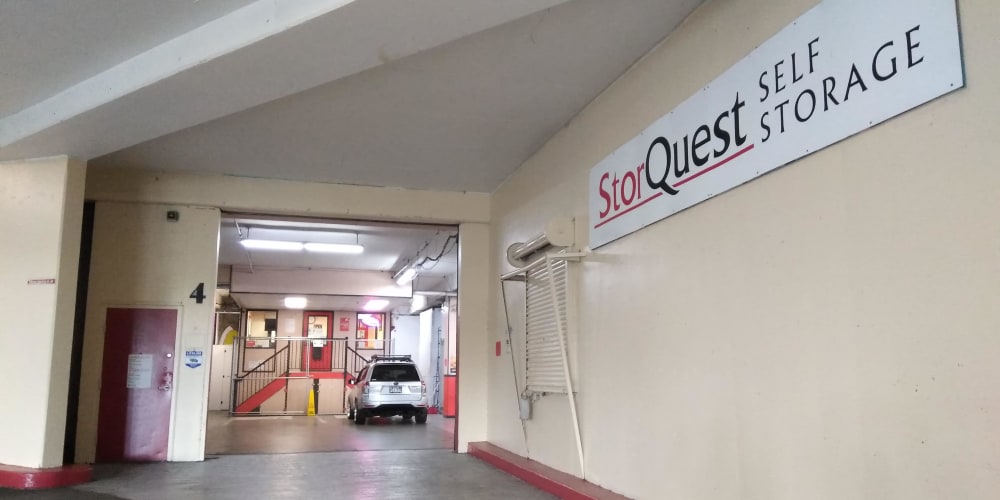 Entrance to StorQuest Self Storage in Honolulu, Hawaii