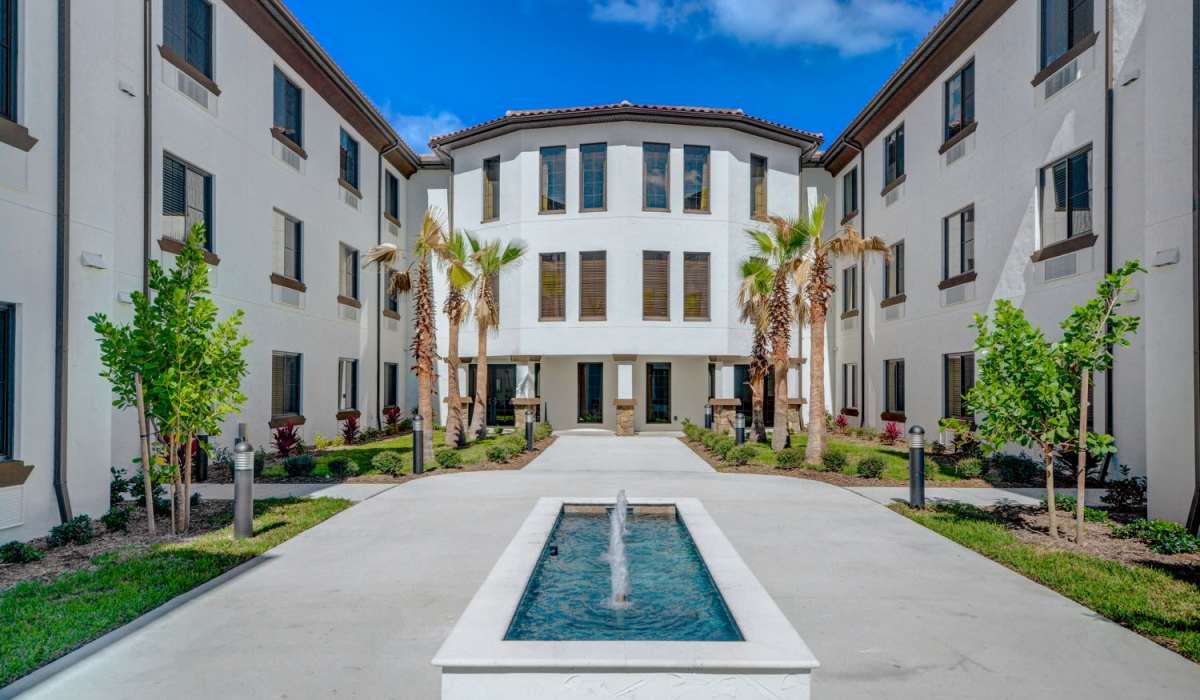 Community backyard at Tuscan Gardens of Venetia Bay in Venice, Florida