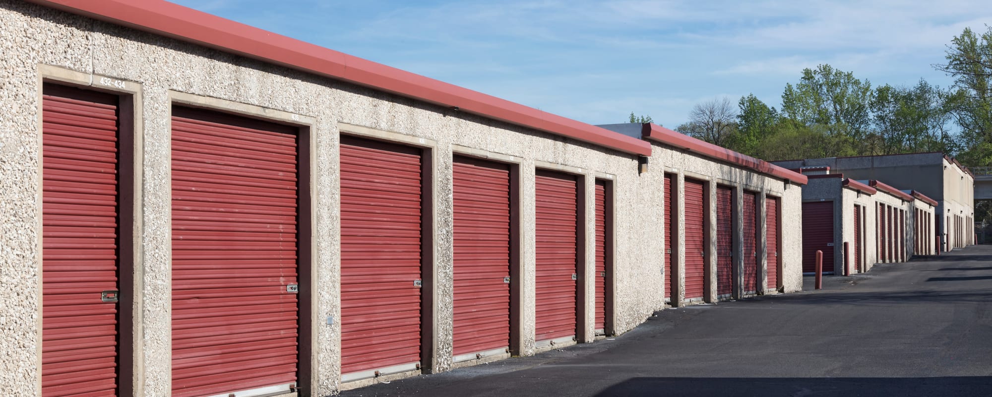 Exterior units at Self Storage Plus in Alexandria, VA