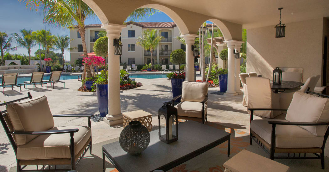 Beautiful swimming pool area at Doral Station in Miami, Florida