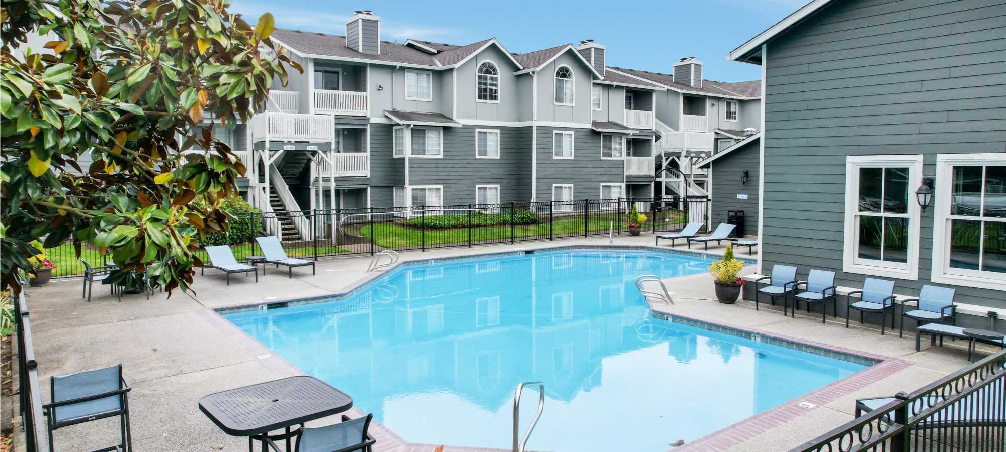Reviews at Walnut Grove Landing Apartments in Vancouver, Washington