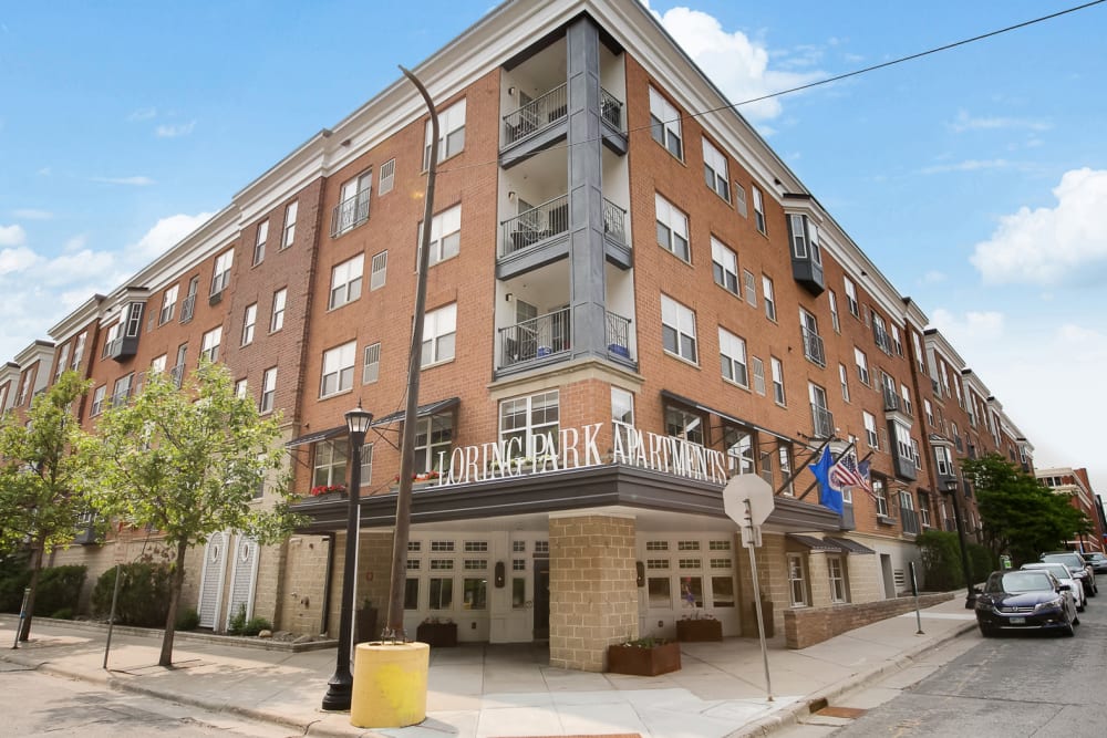 Street view of the exterior of Minneapolis, Minnesota near Loring Park Apartments