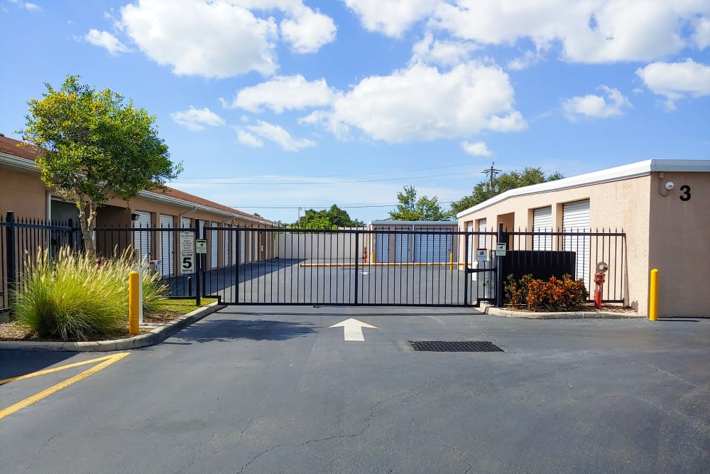Storage Units Sarasota, FL StorQuest Self Storage