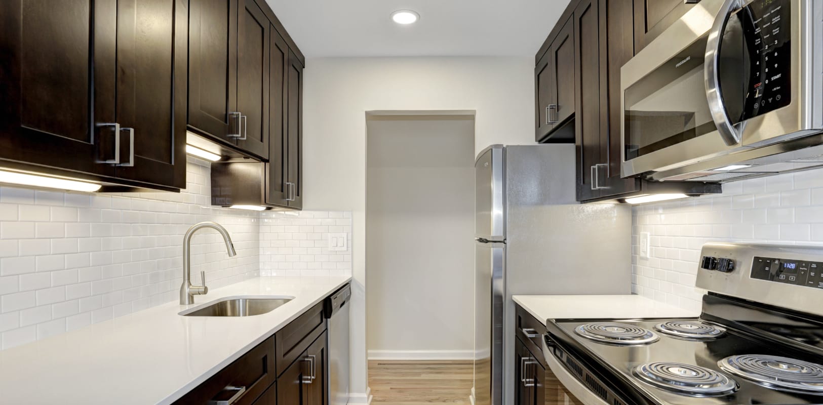 Sharon Arms Apartments offers a stylish Kitchen in Robbinsville, New Jersey