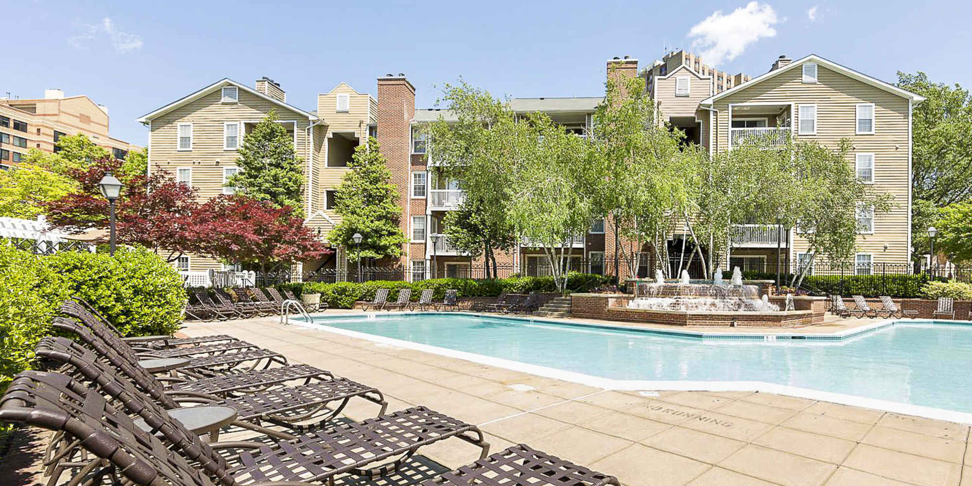 Apartments at Sawyer Flats in Gaithersburg Maryland