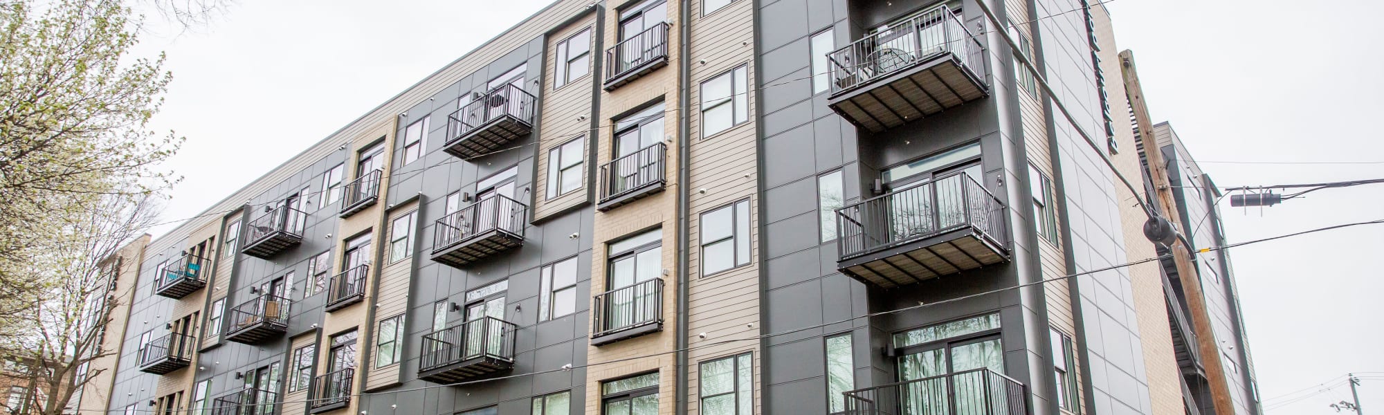 Schedule a tour at Belcourt Park in Nashville, Tennessee