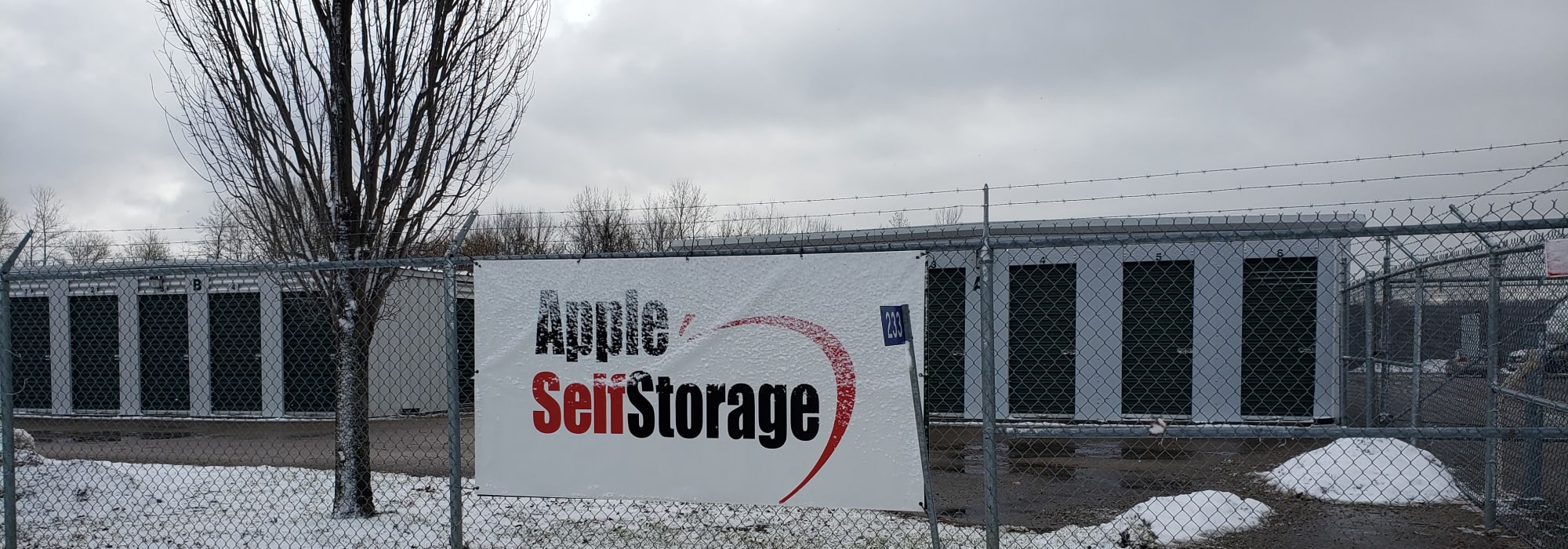 Apple Self Storage - Midland, Ontario