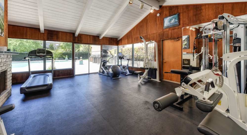 Fitness center at Fayette Arms Apartments in Mountain View, California