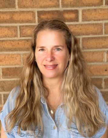 Cacy Brown / HR Director at Edgerton Care Center in Edgerton, Wisconsin