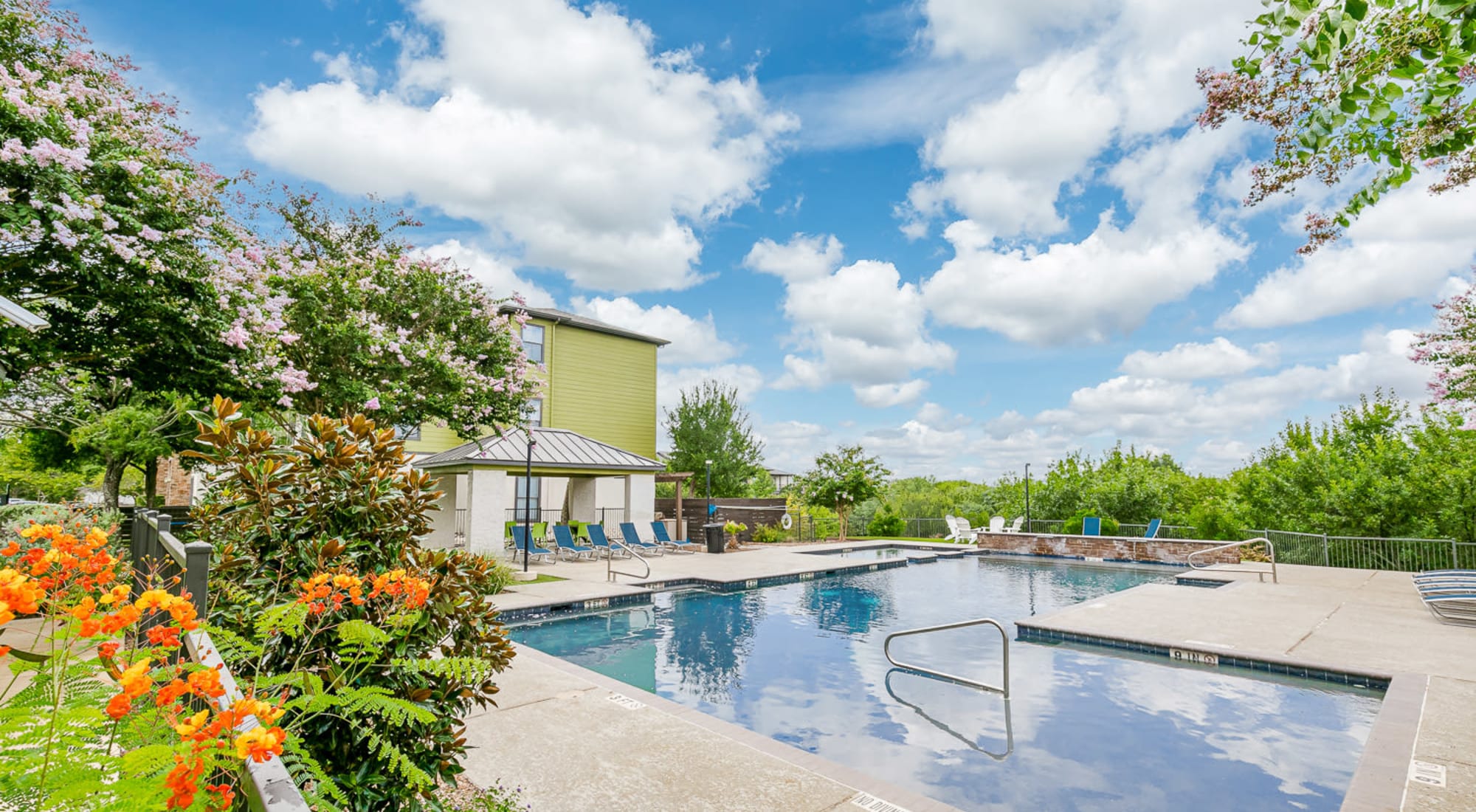 Neighborhood | The Benton in San Antonio, Texas  