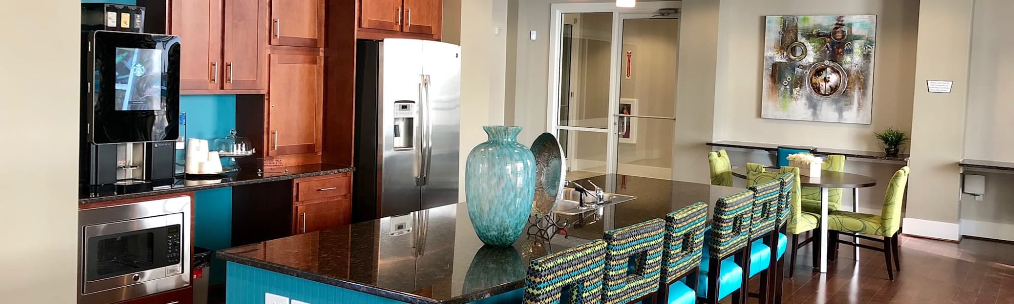Amenities at Level at 401 in Raleigh, North Carolina