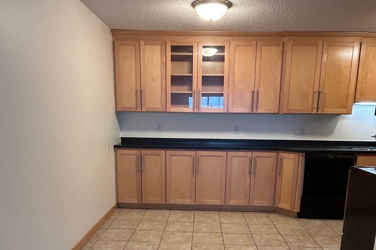 311 Kenwood Parkway Apartments