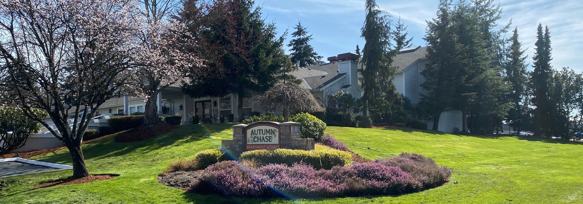 Pet friendly at Autumn Chase in Bothell, Washington