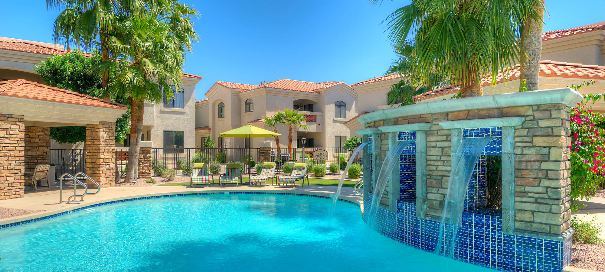 Photos of San Prado Apartments in Glendale, AZ