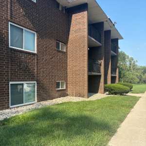 Apartment building at Edgewood Group Apartments in Merrillville, Indiana