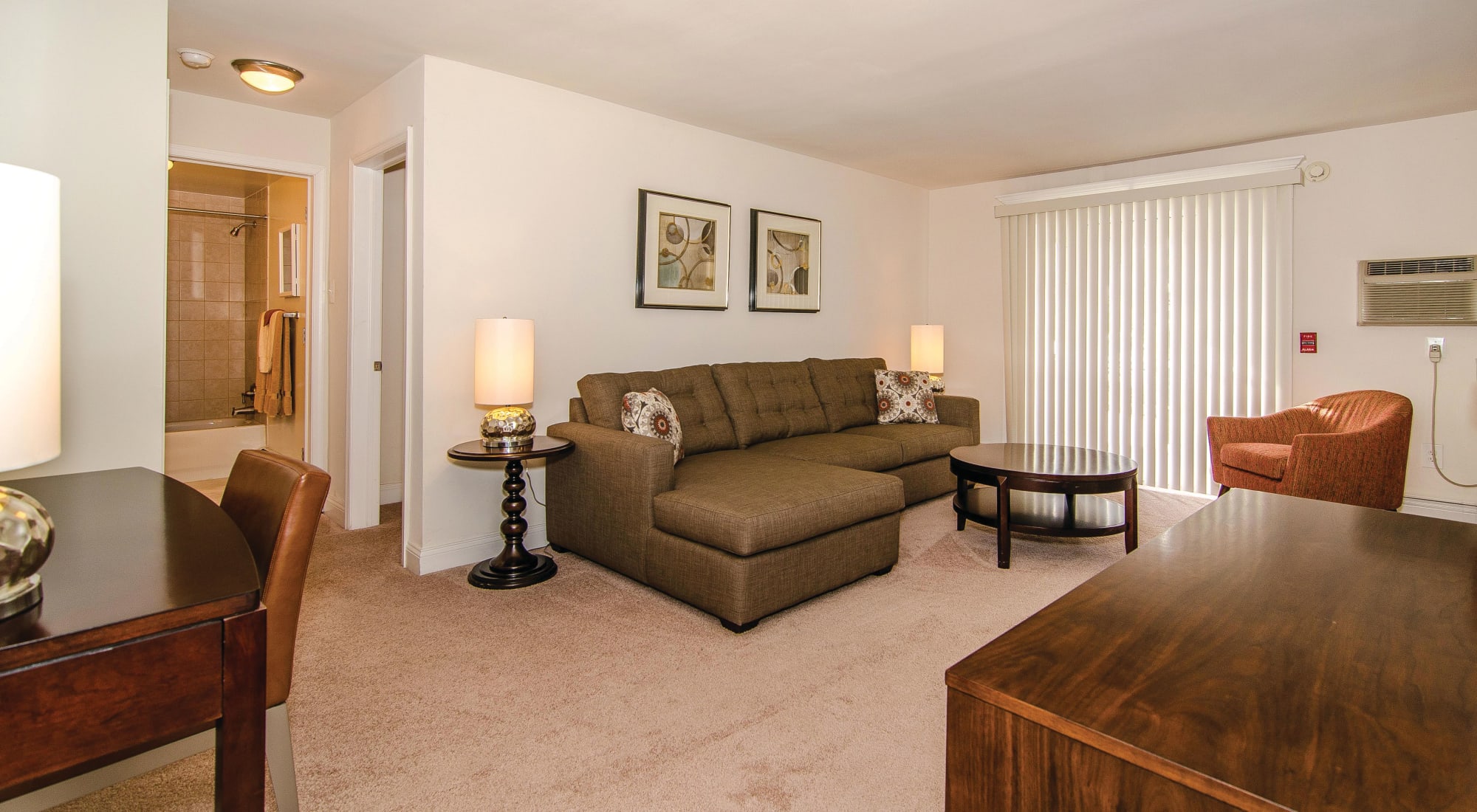 1 & 2 Bedroom Apartments in Folsom, PA