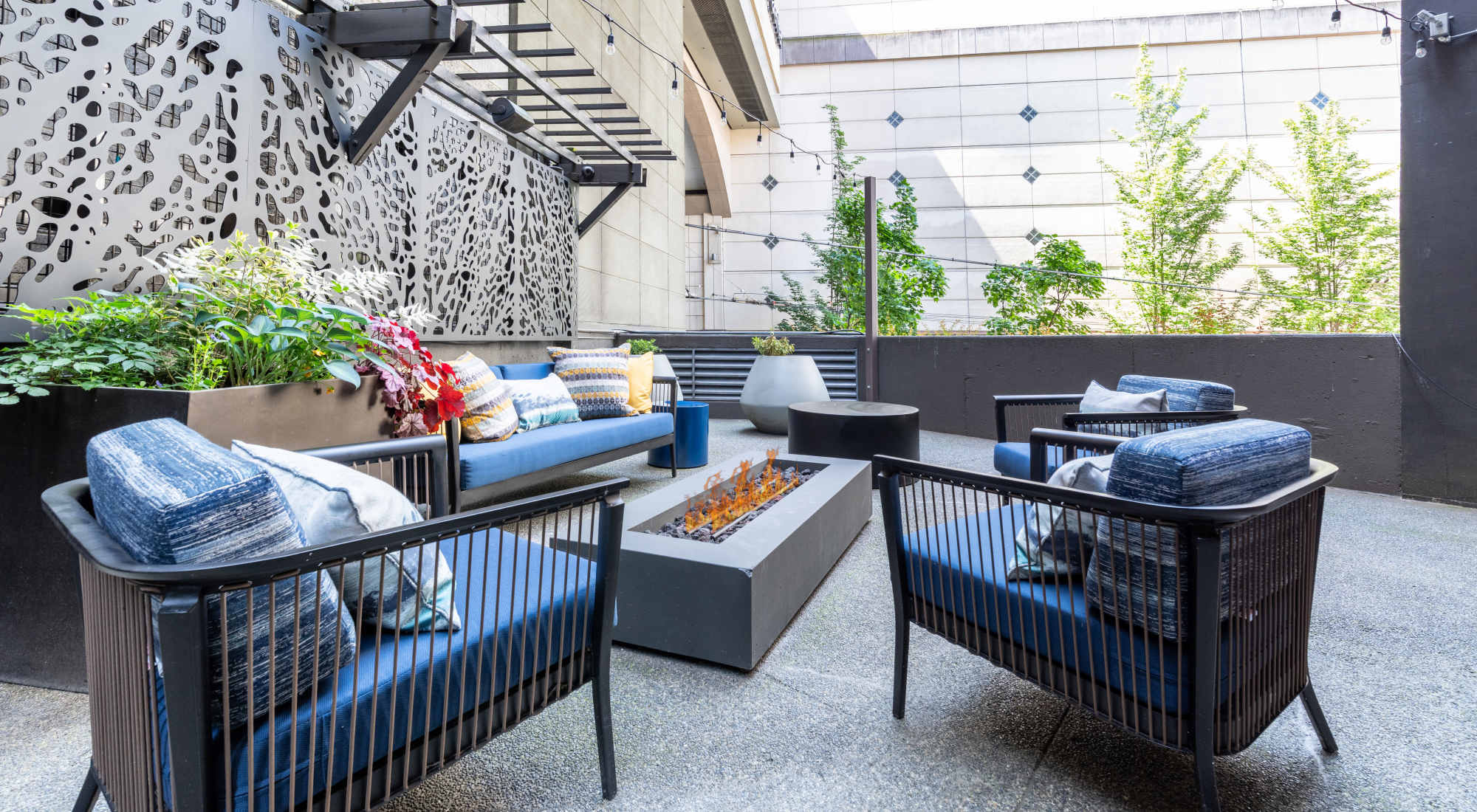 Take a virtual tour of Tower 801 in Seattle, Washington