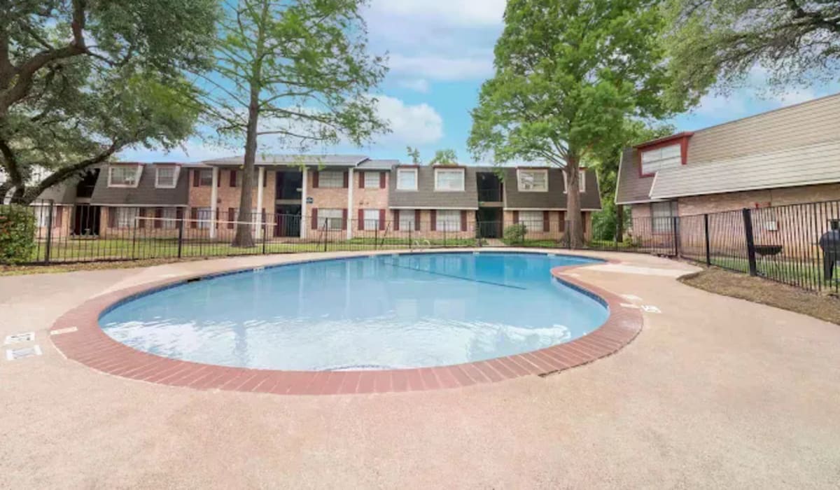 Swimming pool at Tradewind Apartments in Mesquite,Texas