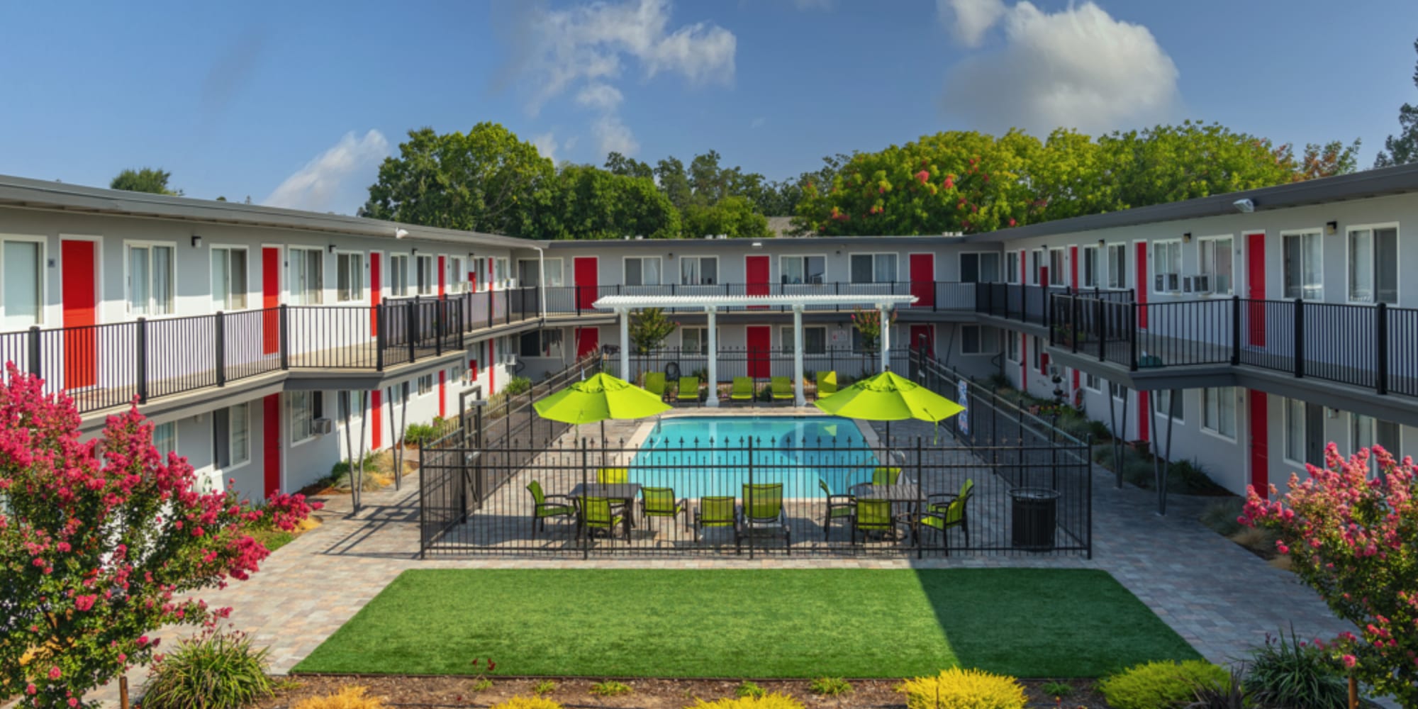 Pool at Royal Gardens Apartment Homes in Livermore, California