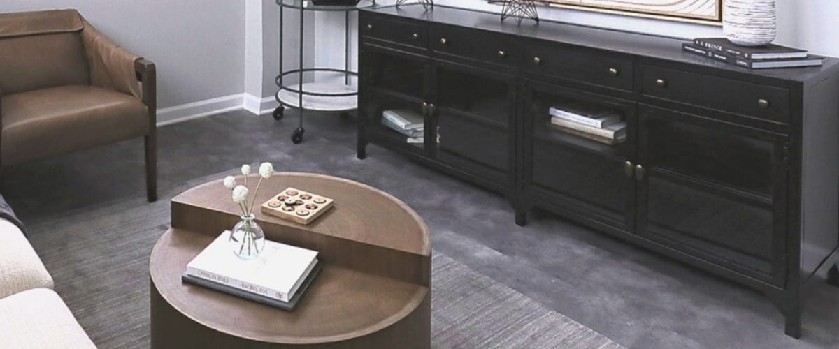 Luxury Livingroom with leather couch at The Gateway Apartments in Mobile, Alabama