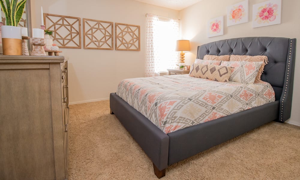 Photos of Summerfield Place Apartments in Oklahoma City, OK