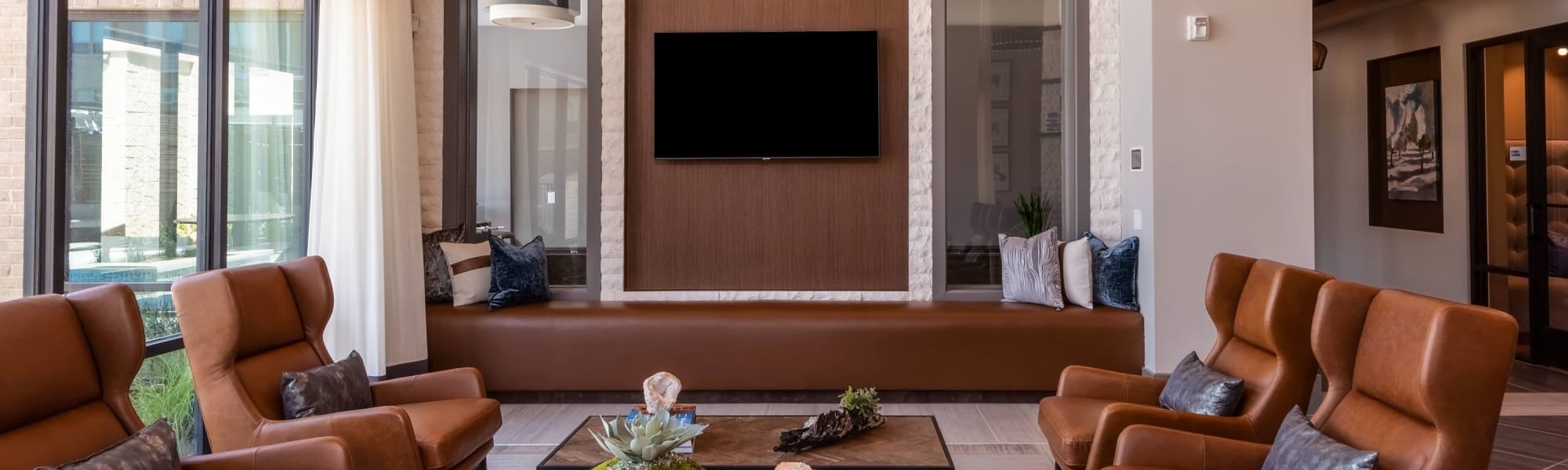 Amenities at Domain at Founders Parc in Euless, Texas