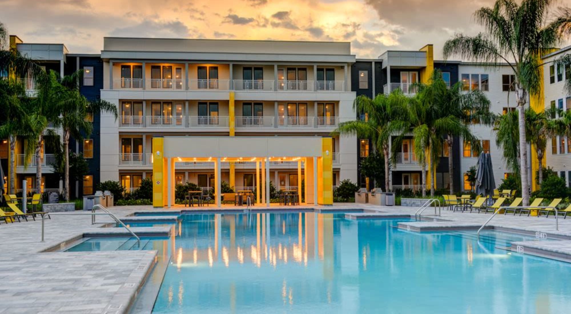 Resort style pool at Fusion apartments in Jacksonville, Florida