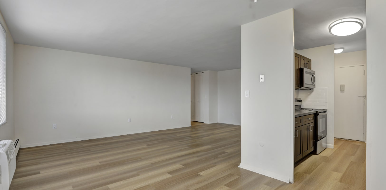 Living room at Highgate in Ewing, New Jersey