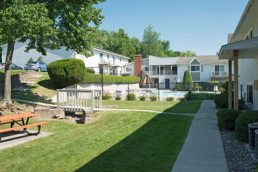 Horizon Ridge Apartments offers a walking paths in East Greenbush, NY