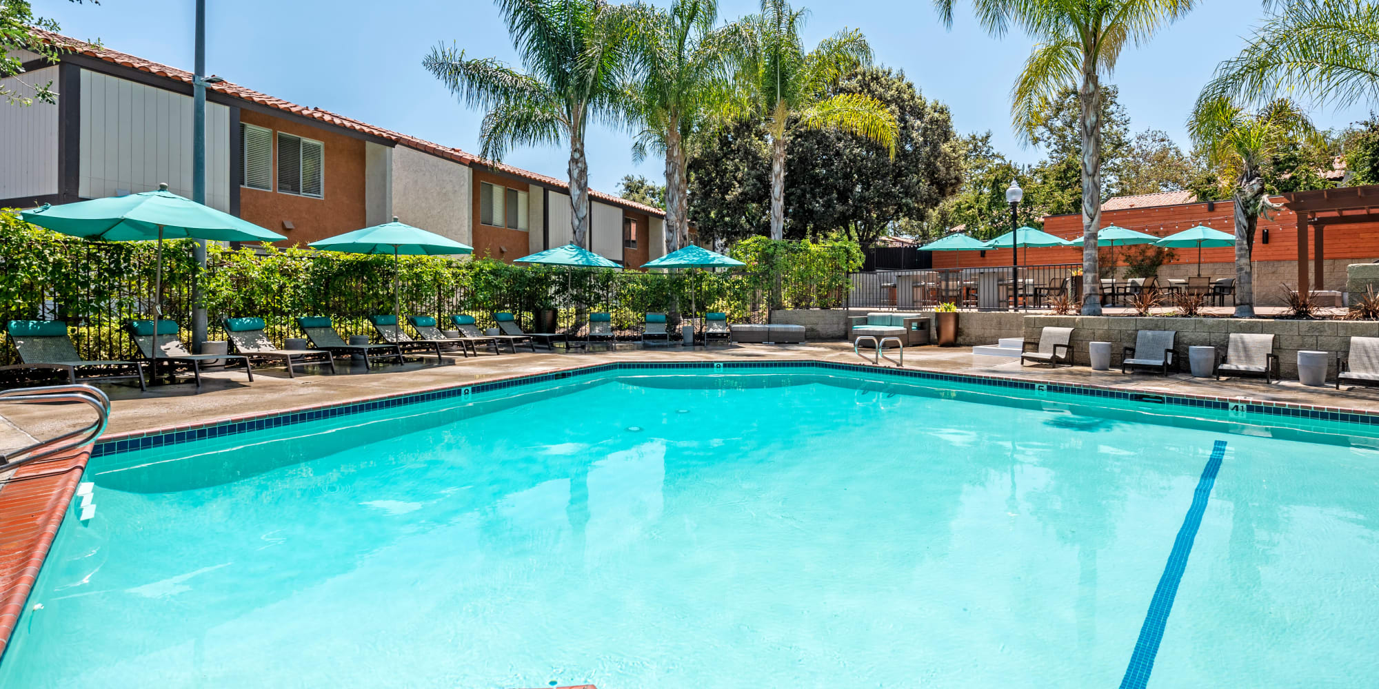 Apartments in Thousand Oaks, California, at Sofi Thousand Oaks