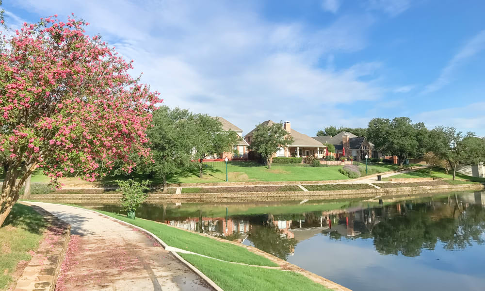 Walking path next to a lake in Fort Worth, Texas near Watermarke Apartments
