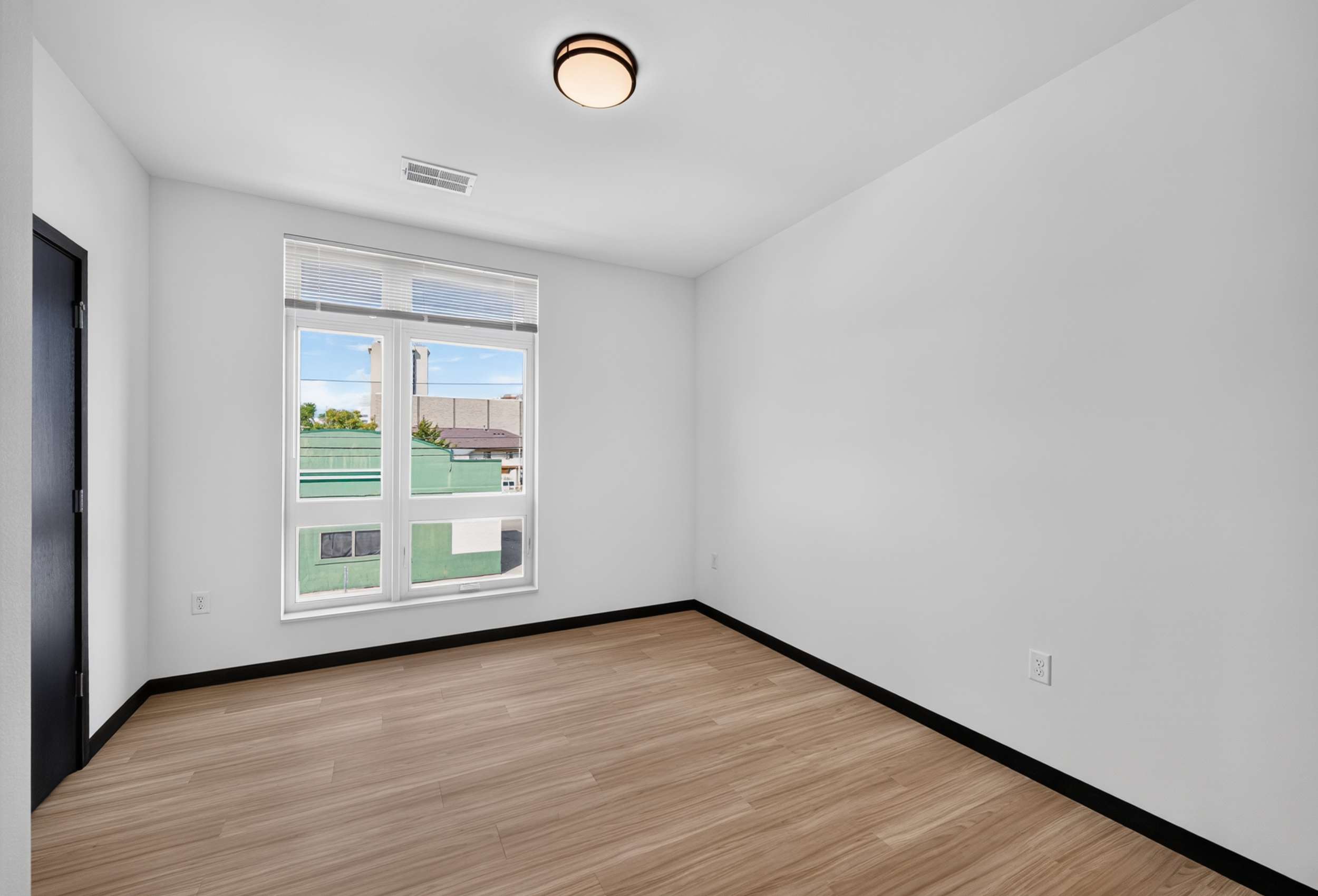 Floorplan H bedroom