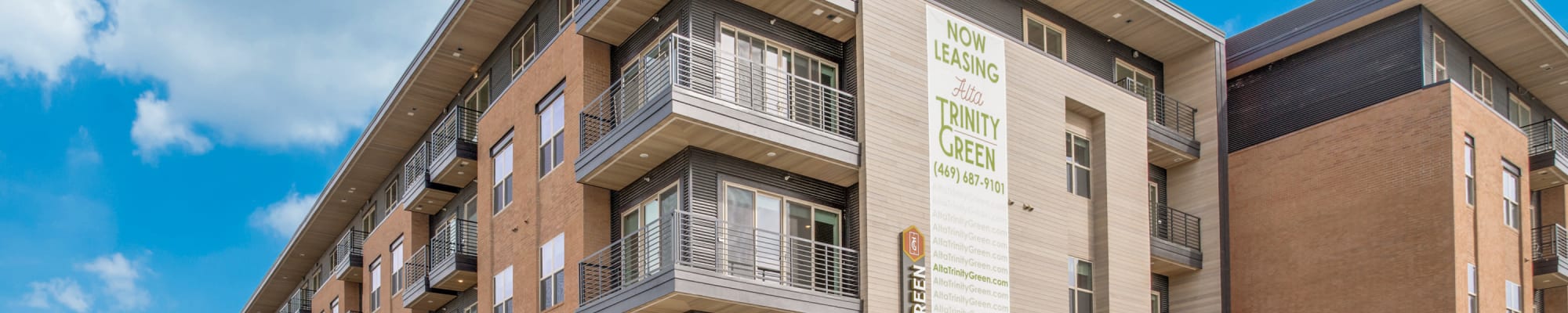 Amenities at Alta Trinity Green in Dallas, Texas