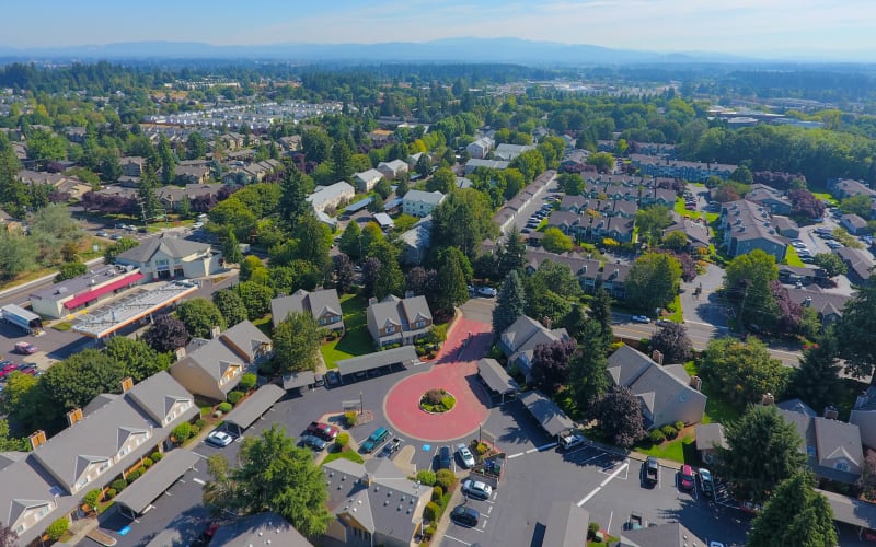 An aerial photo of the property and surrounding area at Carriage House Apartments in Vancouver, Washington