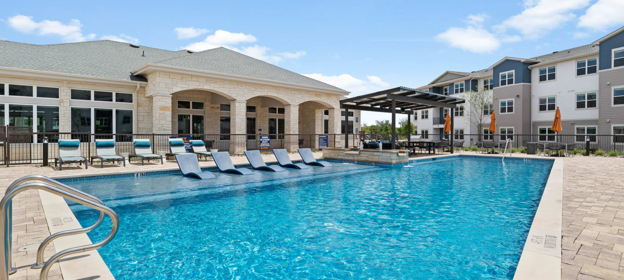 Apartments at Linden Ranch in Sachse, Texas