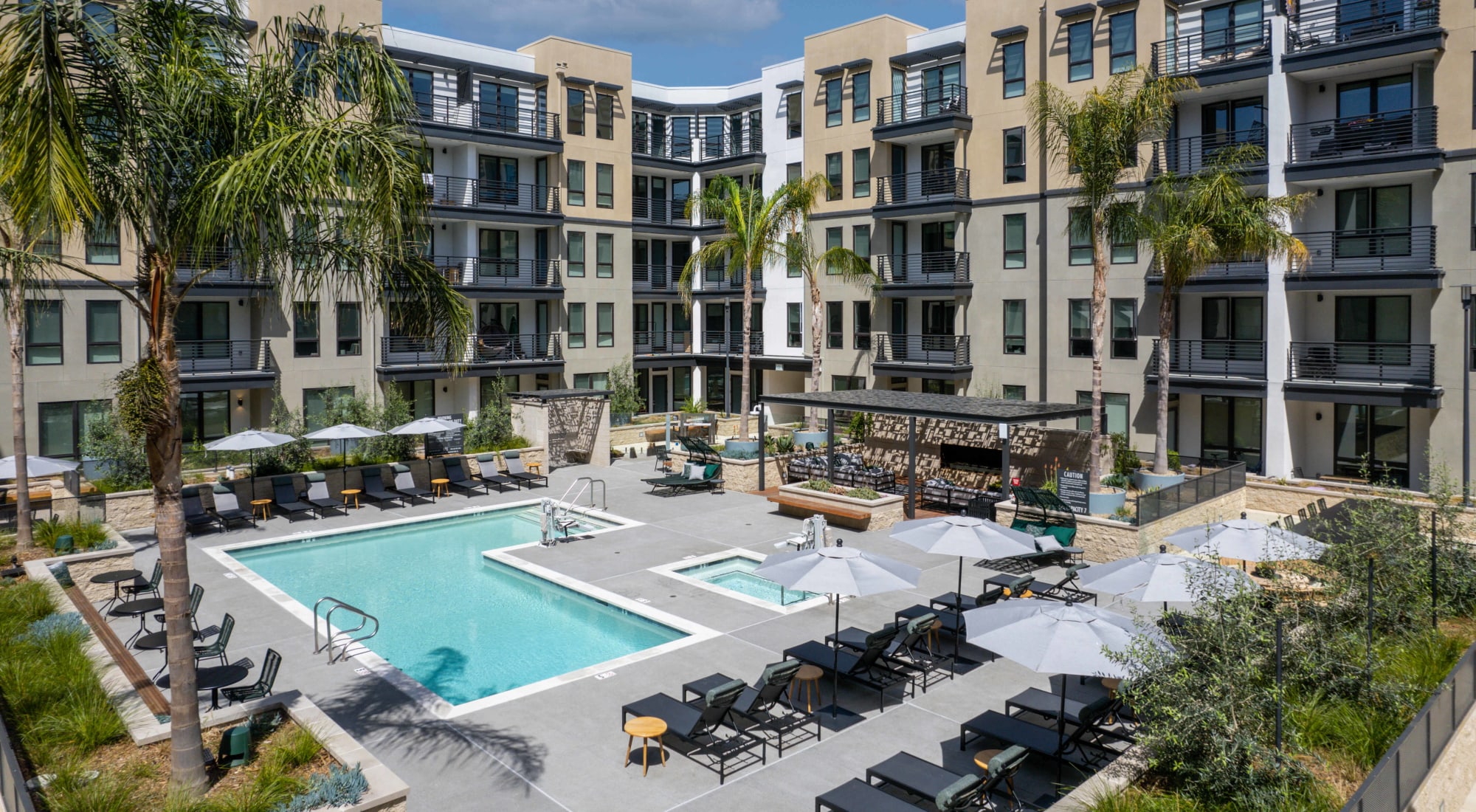 Amenities at MV Apartments in Mountain View, California