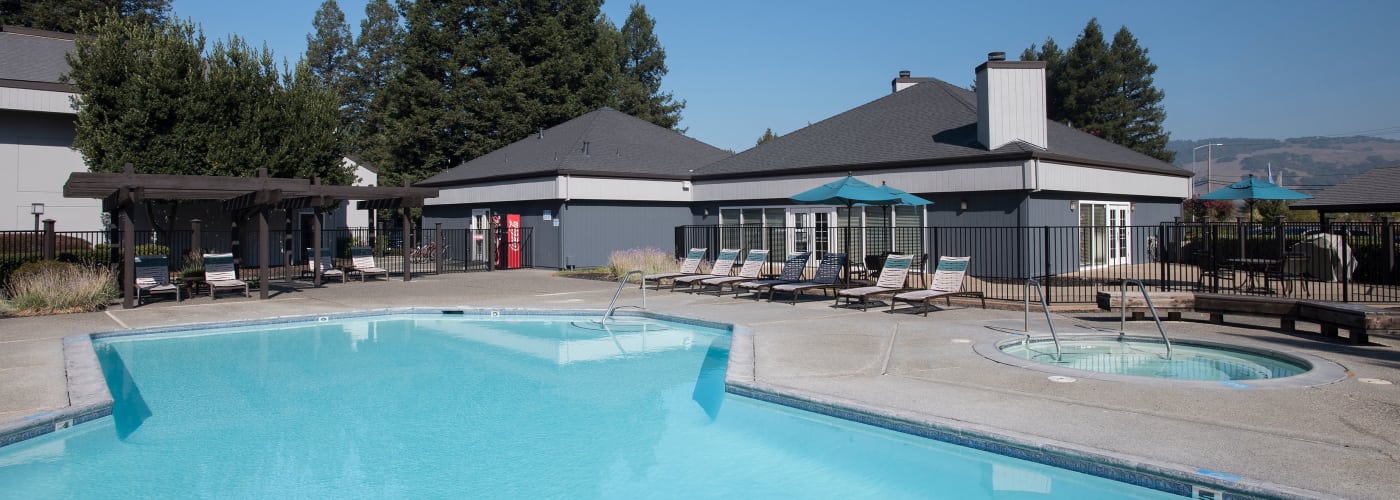 See what we have to offer by visiting Park Ridge Apartment Homes's amenities page.
