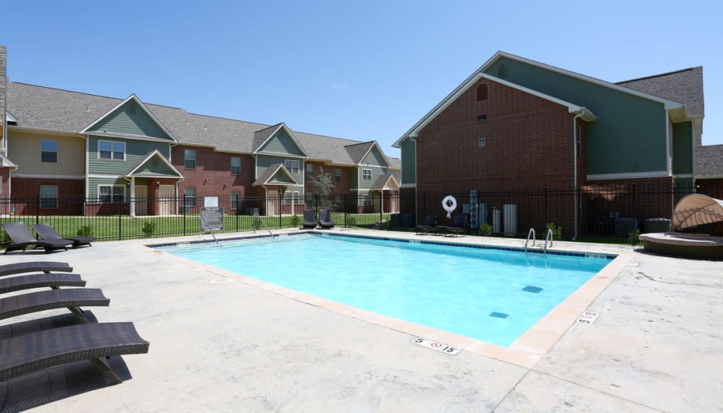 The pool at Cross Timber in Oklahoma City, Oklahoma